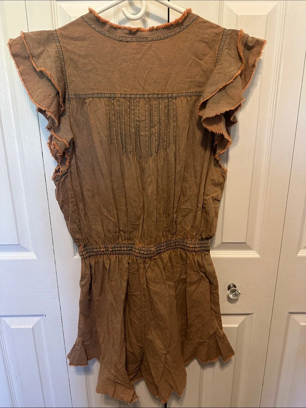 Free People FP One Naya Chambray Romper With Pockets Brown Flutter Sleeves S NEW - Picture 5 of 6